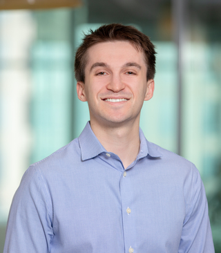 Photo of Zach Garfinkel, Associate